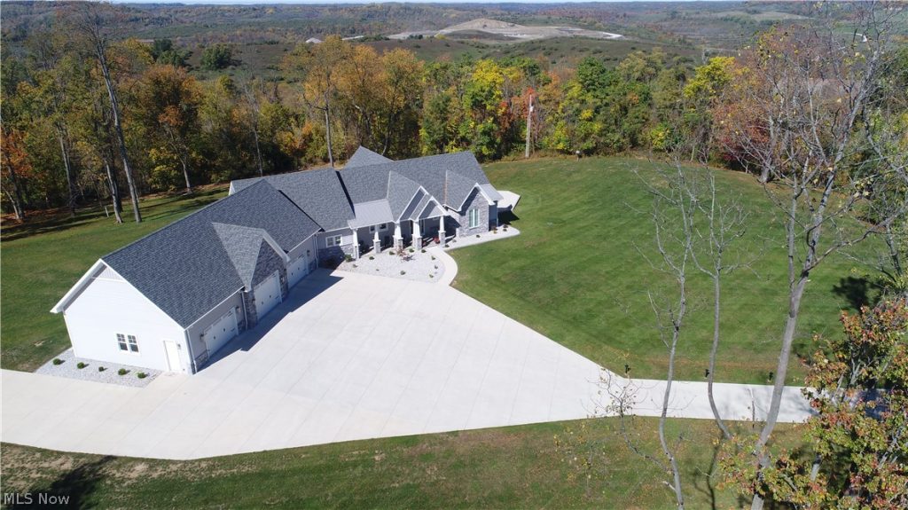 38510 National Road, Bethesda, OH