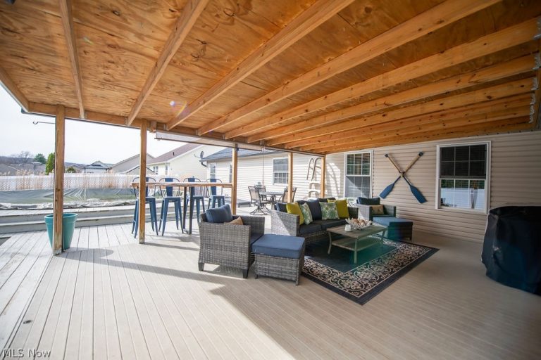 316 Creekside Road, New Philadelphia, OH - Photo 4