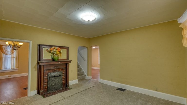 606 7th Street, Cambridge, OH - Photo 6