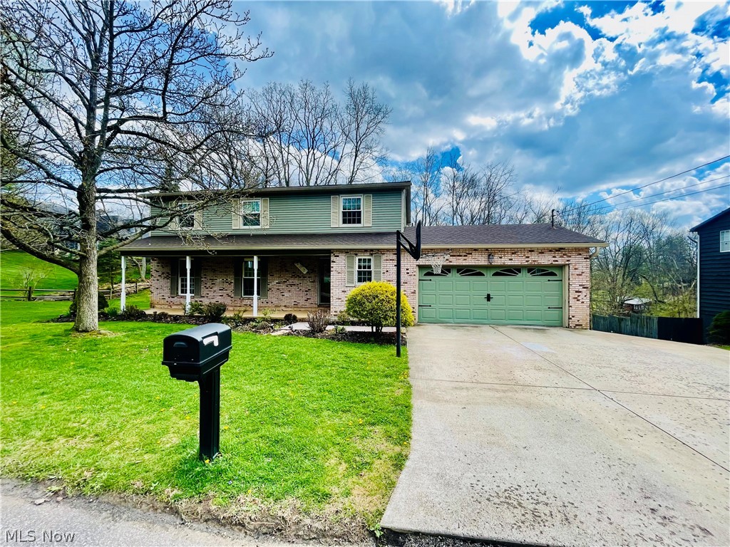 207 N Hills DR, Parkersburg, WV