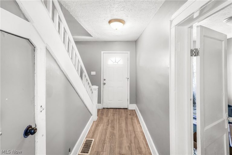 1138 7th Avenue, Akron, OH - Photo 8