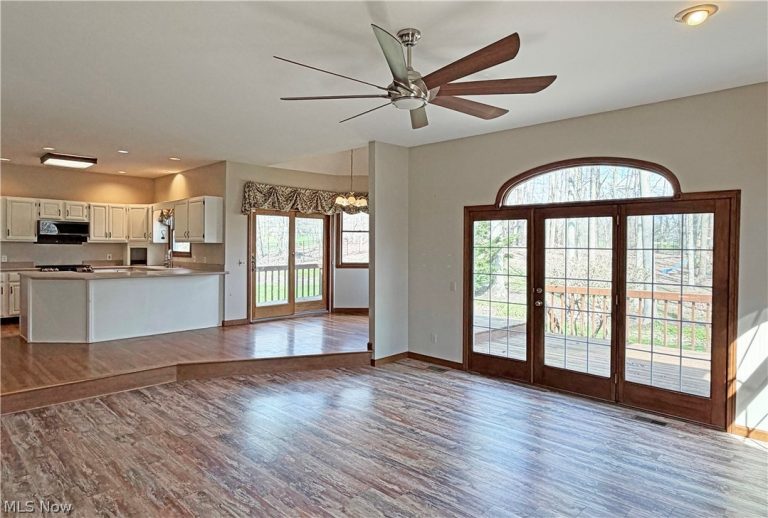 3455 Parfoure Boulevard, Uniontown, OH - Photo 8
