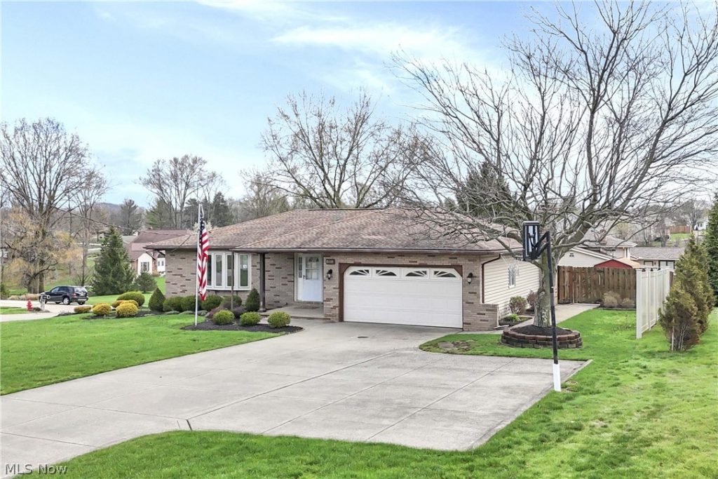 8601 State Road, North Royalton, OH