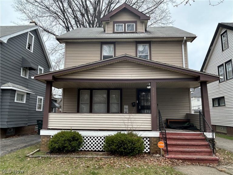 848 Greyton Road, Cleveland Heights, OH, 44112