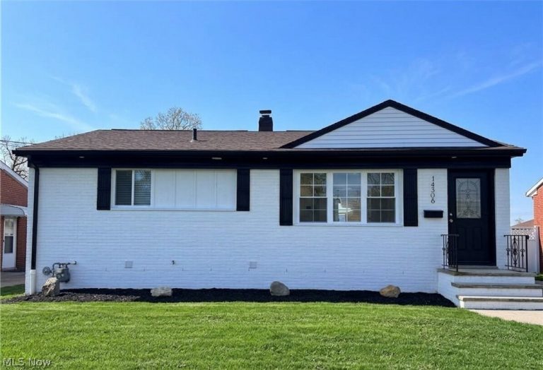 14306 Parkman Boulevard, Brook Park, OH - Photo 3