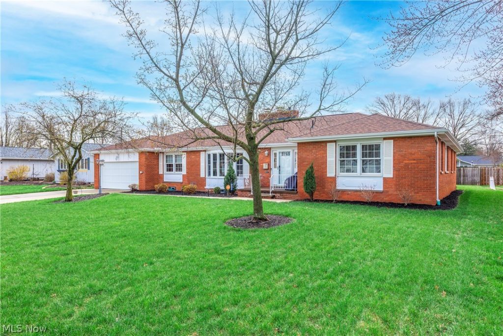 362 Hamilton Circle, Elyria, OH
