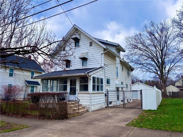 1211 California Avenue, Akron, OH - Photo 2