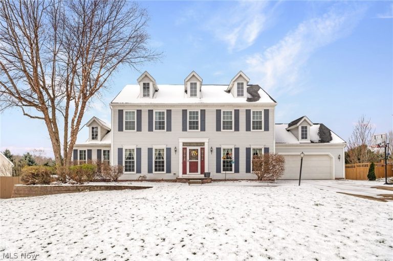 3136 Helston Avenue, Akron, OH, 44312