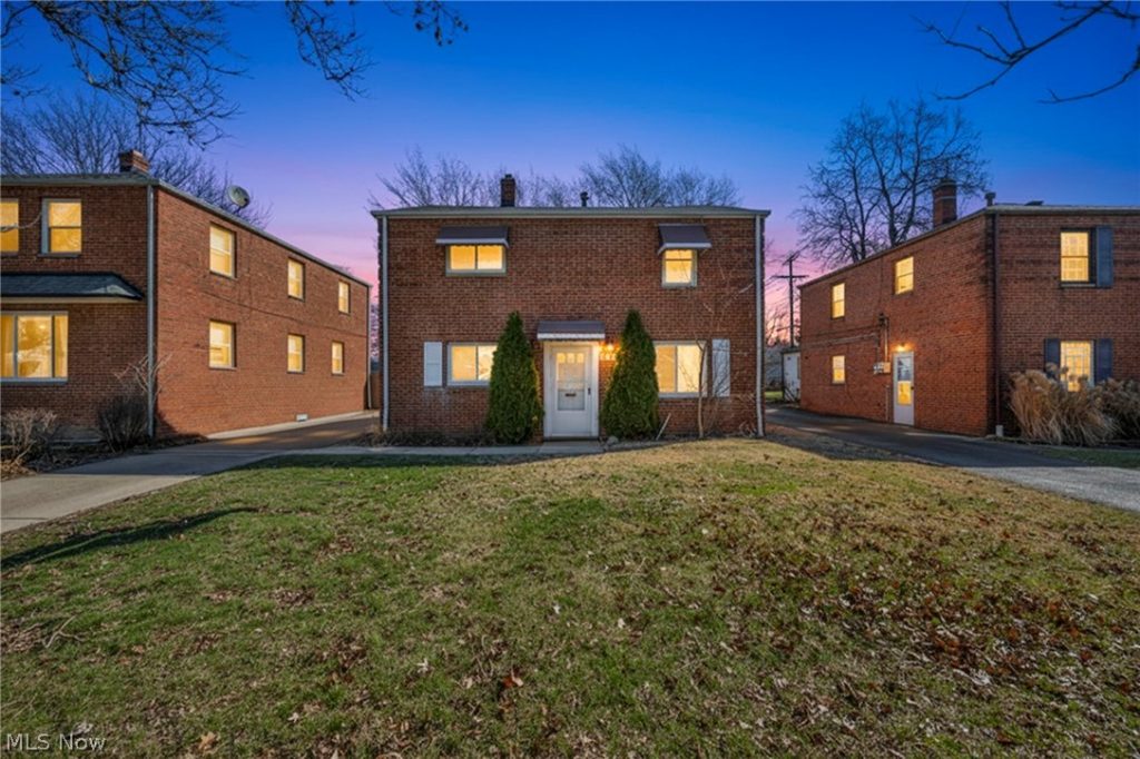 275 200th Street, Euclid, OH