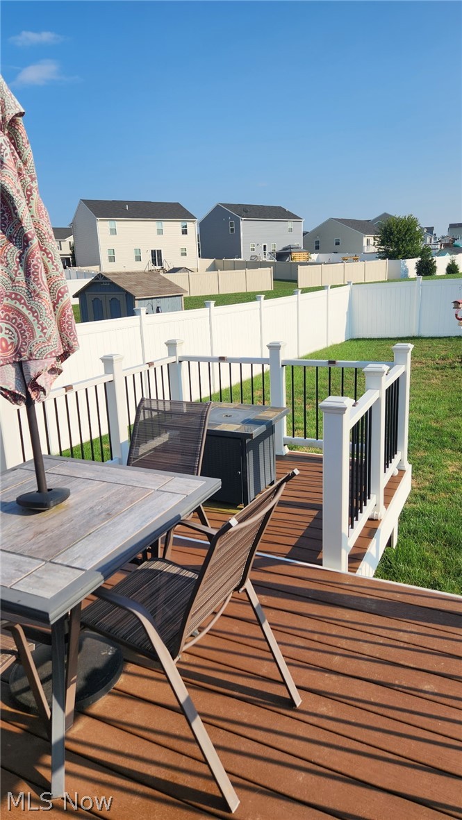 2608 Bishop Oval, Barberton, OH - Photo 8