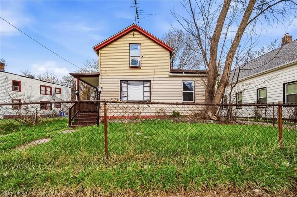 798 100th Street, Cleveland, OH