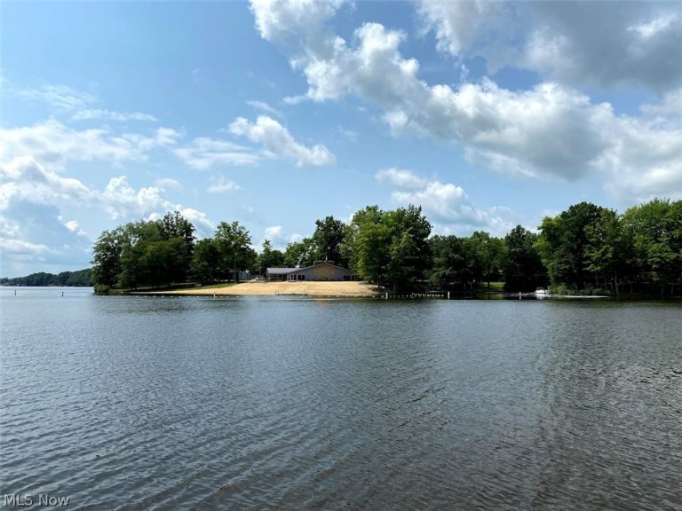 1302-03 Morning Star Drive, Roaming Shores, OH - Photo 5