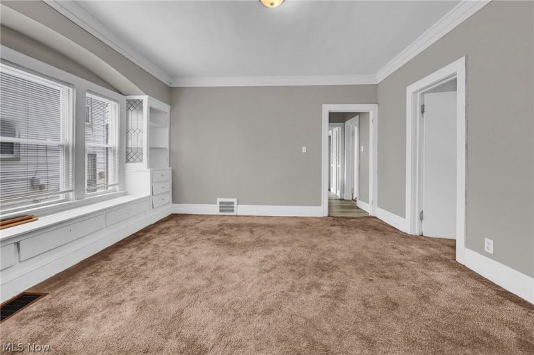 3652 153rd Street, Cleveland, OH - Photo 6