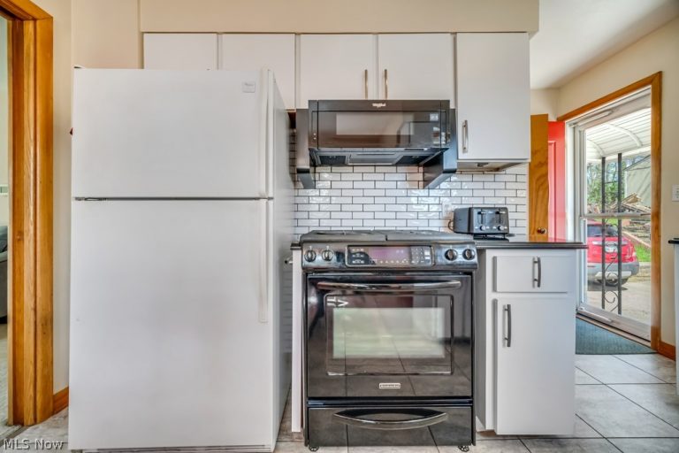 324 State Street, Barberton, OH - Photo 4