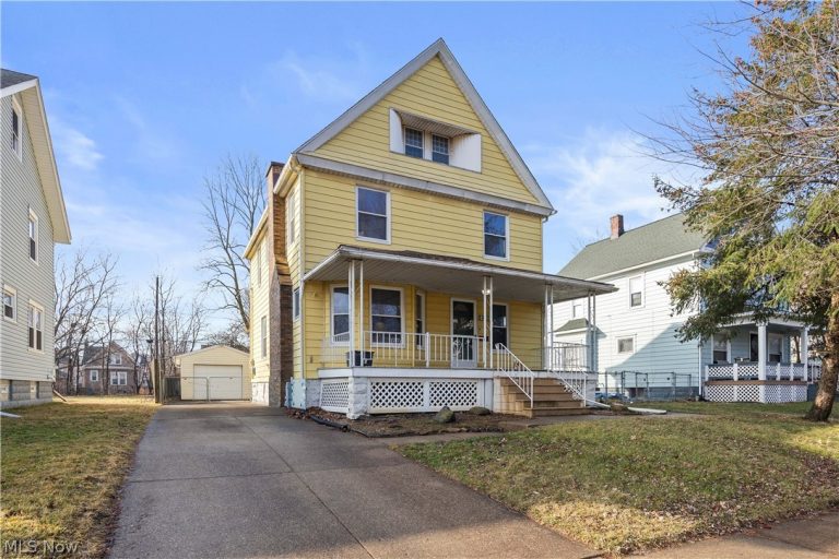 1820 32nd Street, Lorain, OH - Photo 2