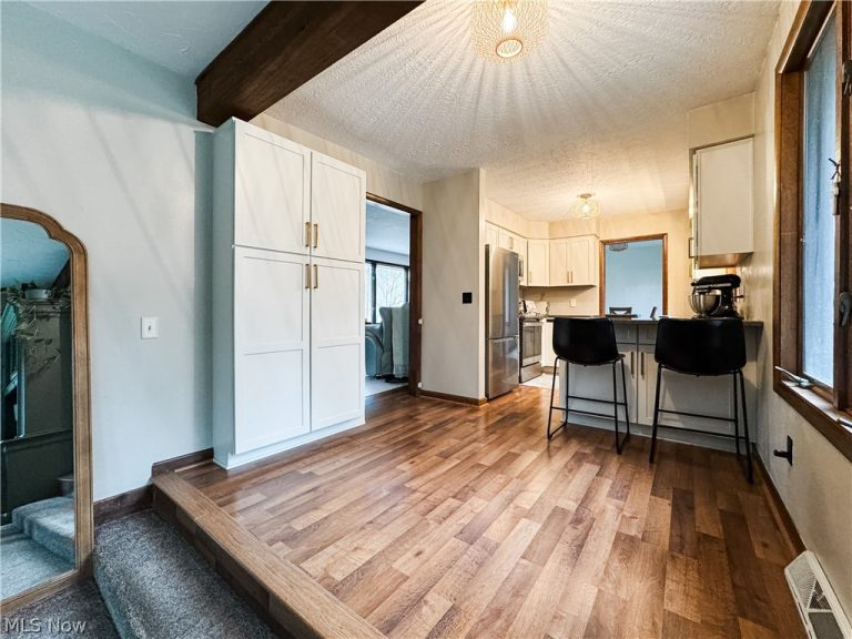 2412 Audubon Road, Akron, OH - Photo 6