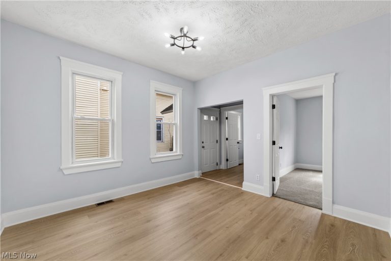 2723 Marvin Avenue, Cleveland, OH - Photo 6