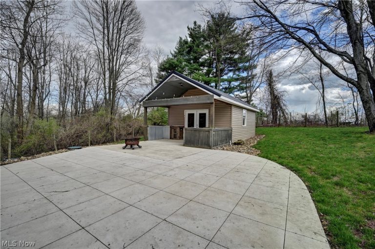 2684 Bern Drive, Millersburg, OH - Photo 2