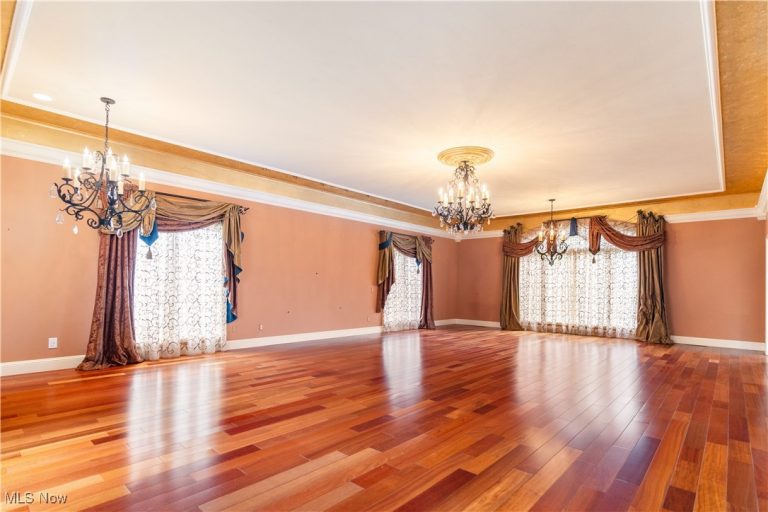 6205 Bertram Avenue, Canton, OH - Photo 8