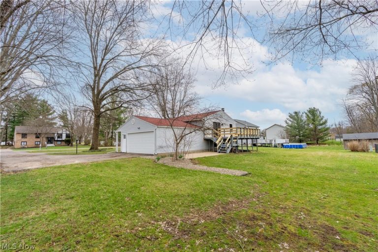 6518 Lorraine Avenue, Massillon, OH - Photo 5
