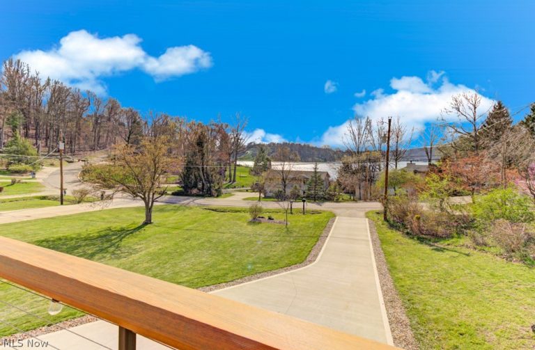 143 Cheyenne Trail, Malvern, OH - Photo 6