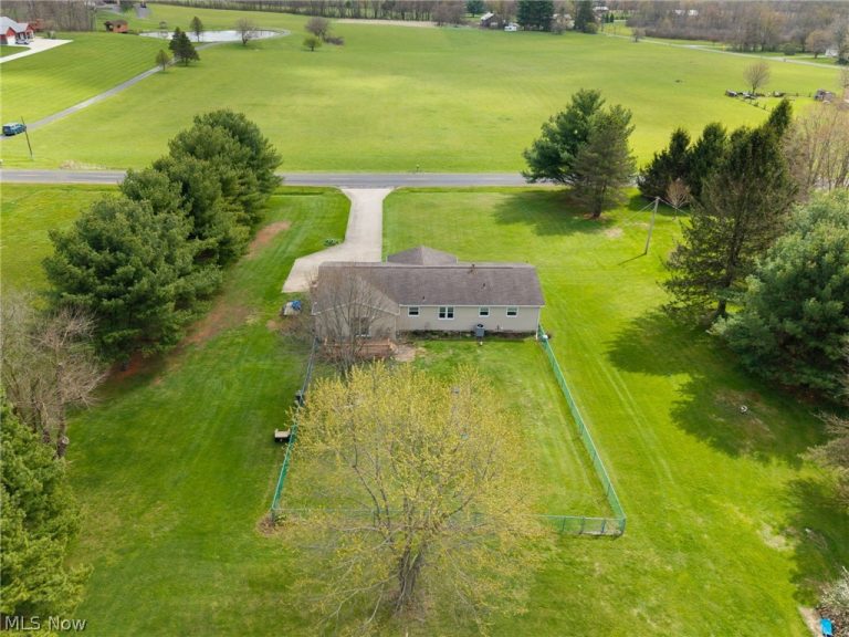 9810 Daniels Road, Seville, OH - Photo 3