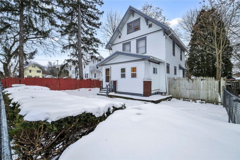 960 Whittier Avenue, Akron, OH - Photo 5