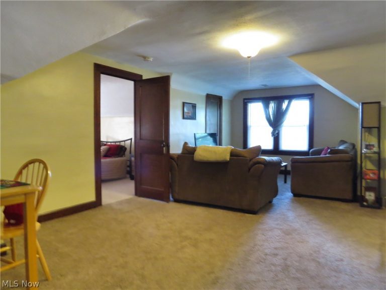 13513 Clifton Boulevard #3, Lakewood, OH - Photo 5