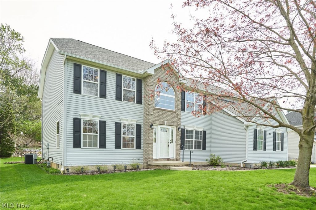 4395 Wedgewood Drive, Copley, OH