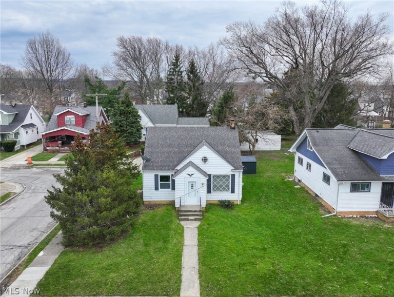 19200 Pasnow Avenue, Euclid, OH, 44119