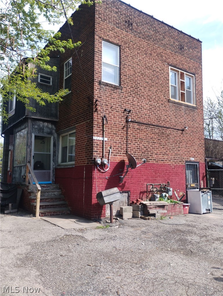 2617 111th Street, Cleveland, OH, 44104