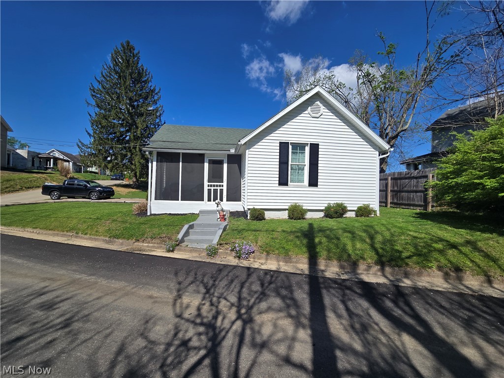 55 Hall Street, Roseville, OH
