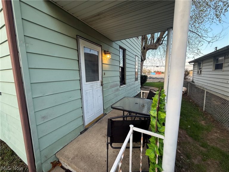 1301 Wertz Avenue, Canton, OH - Photo 4