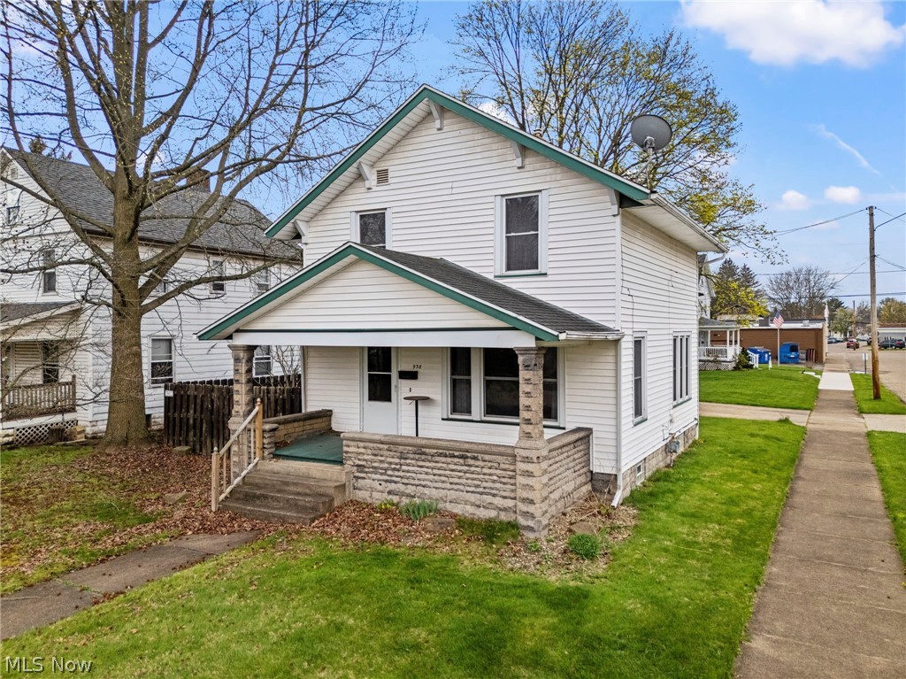 938 Race Street, Dover, OH