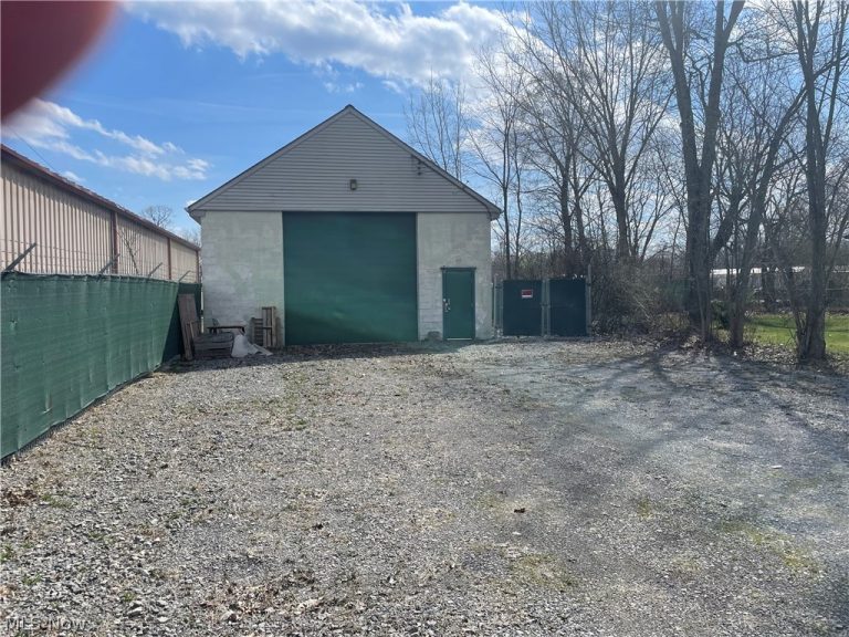 375 Forest Avenue, North Lima, OH, 44452
