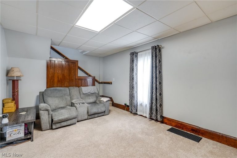 1235 Liberty Avenue, Barberton, OH - Photo 4