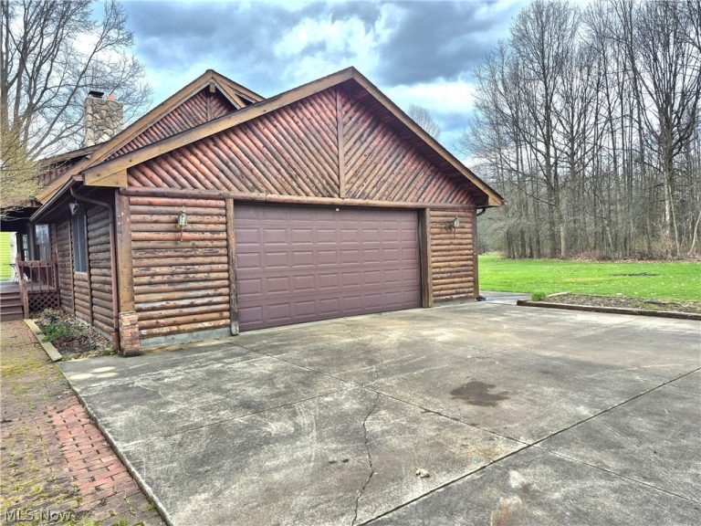 1174 Henn Hyde Road, Warren, OH - Photo 2