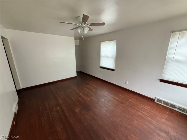 868 Cameron Avenue, Youngstown, OH - Photo 5