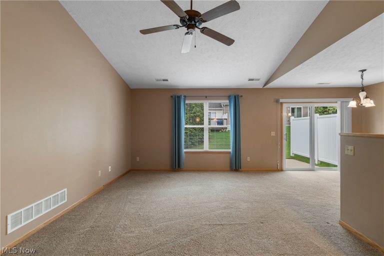 3068 Somerset Drive, Akron, OH - Photo 5