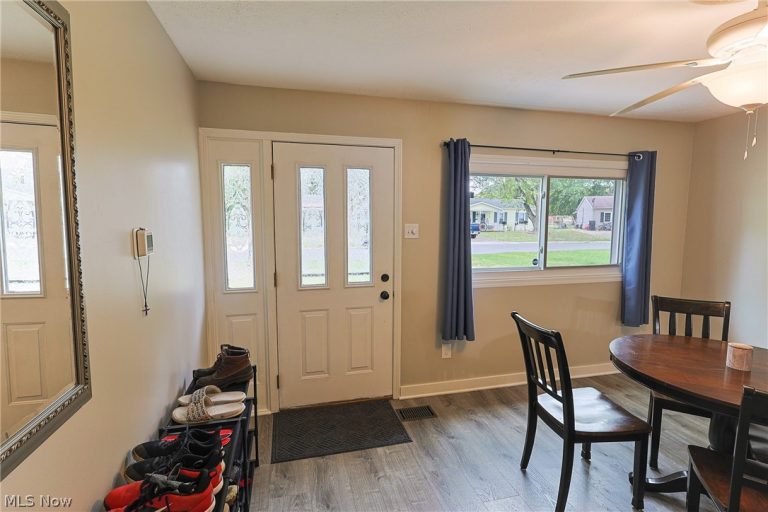 4904 Lisbon Circle, Sandusky, OH - Photo 6