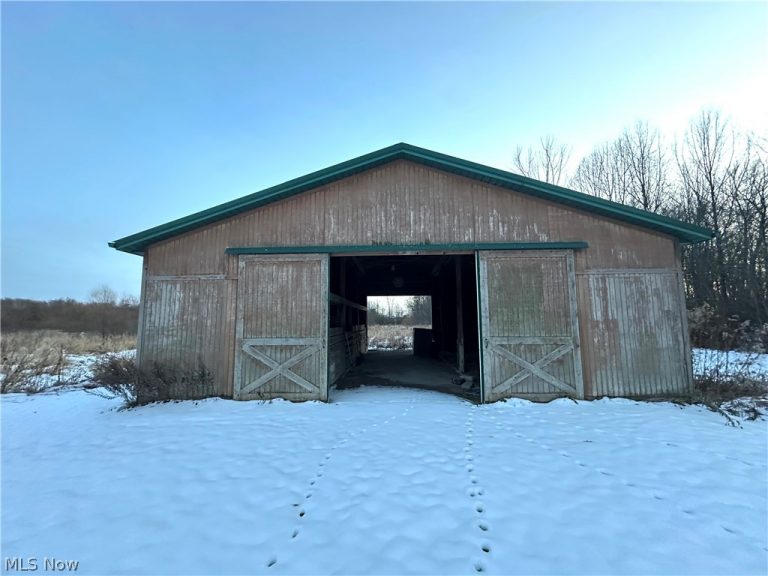 5733 Miller Road, Lowellville, OH - Photo 3