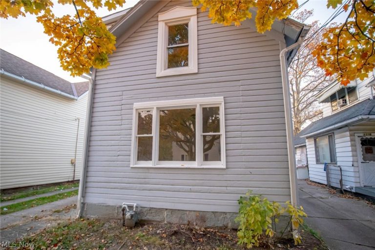 3314 32nd Street, Cleveland, OH - Photo 3