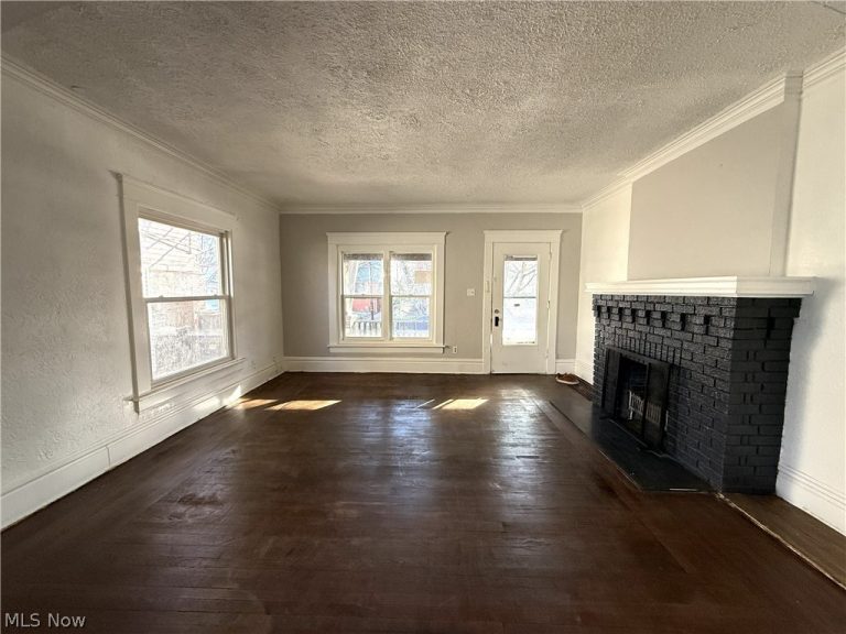 295 Grove Street, Akron, OH - Photo 3