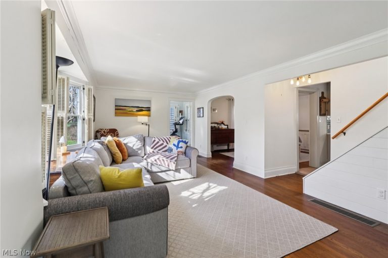 141 Melbourne Avenue, Akron, OH - Photo 3