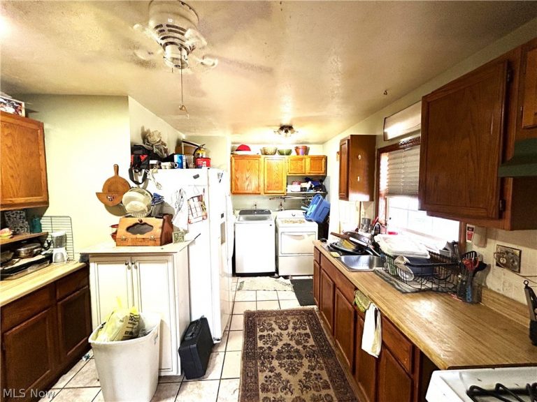 4165 Raymond Drive, Brunswick, OH - Photo 5