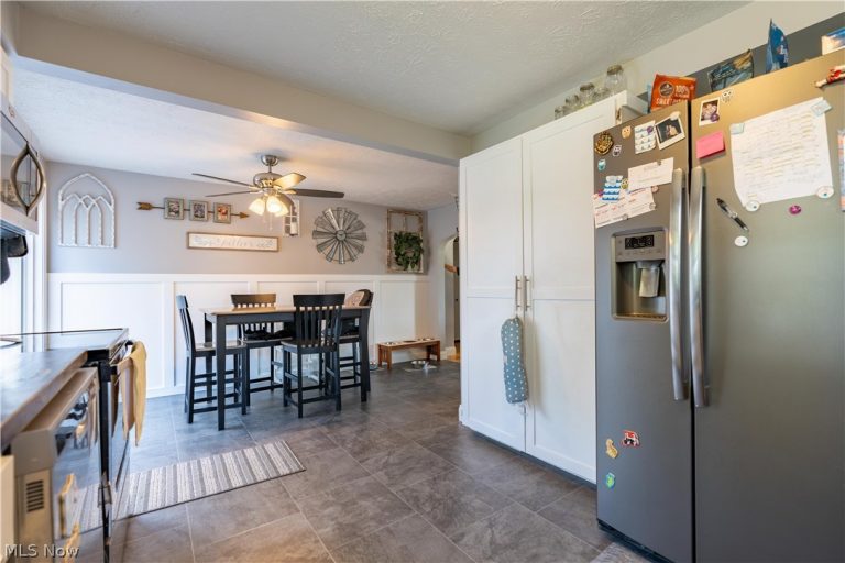 5615 Clover Street, Louisville, OH - Photo 5