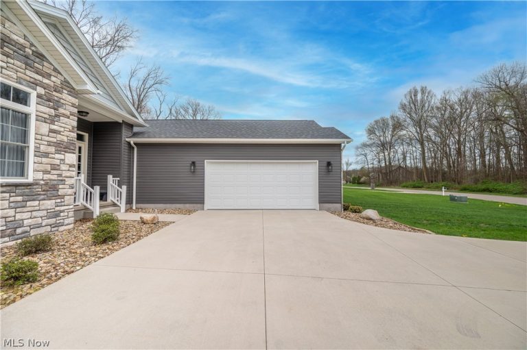 95 Muirfield Drive, Warren, OH - Photo 4