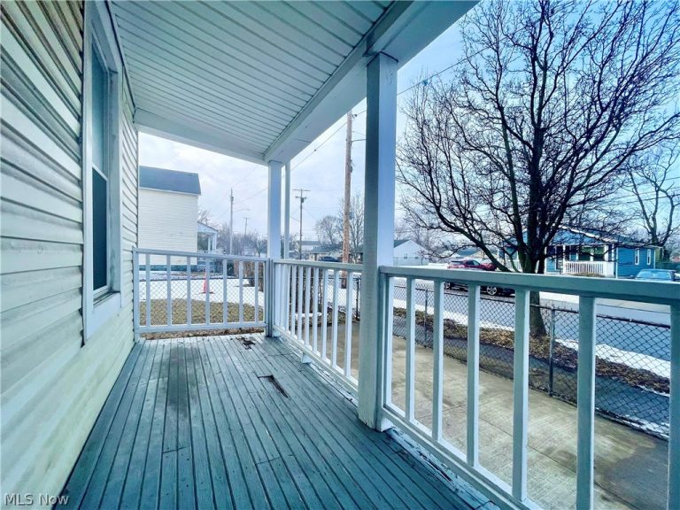 2193 35th Street, Cleveland, OH - Photo 5