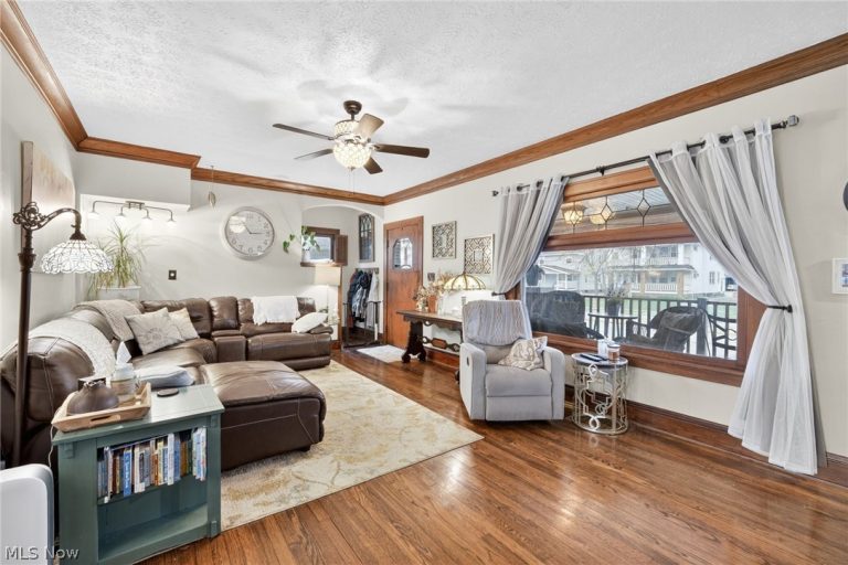 2224 Bunts Road, Lakewood, OH - Photo 5