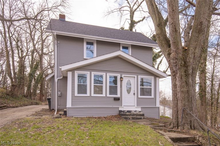 1184 Niagara Avenue, Akron, OH, 44305